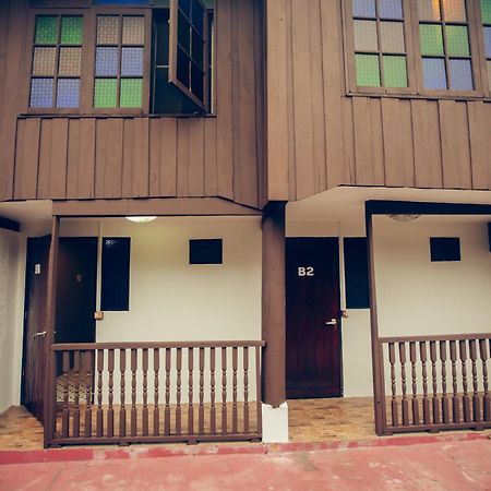 Agga Cnx Hostel Chiang Mai Exterior foto