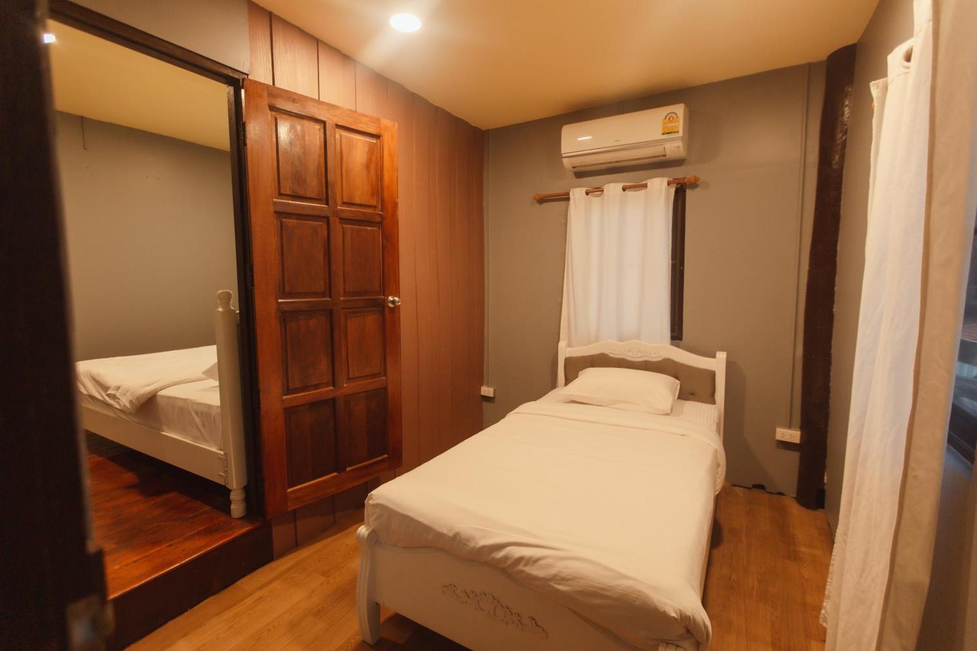 Agga Cnx Hostel Chiang Mai Exterior foto